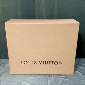 Louis Vuitton Brown Box. 20 x 16 x 6.5